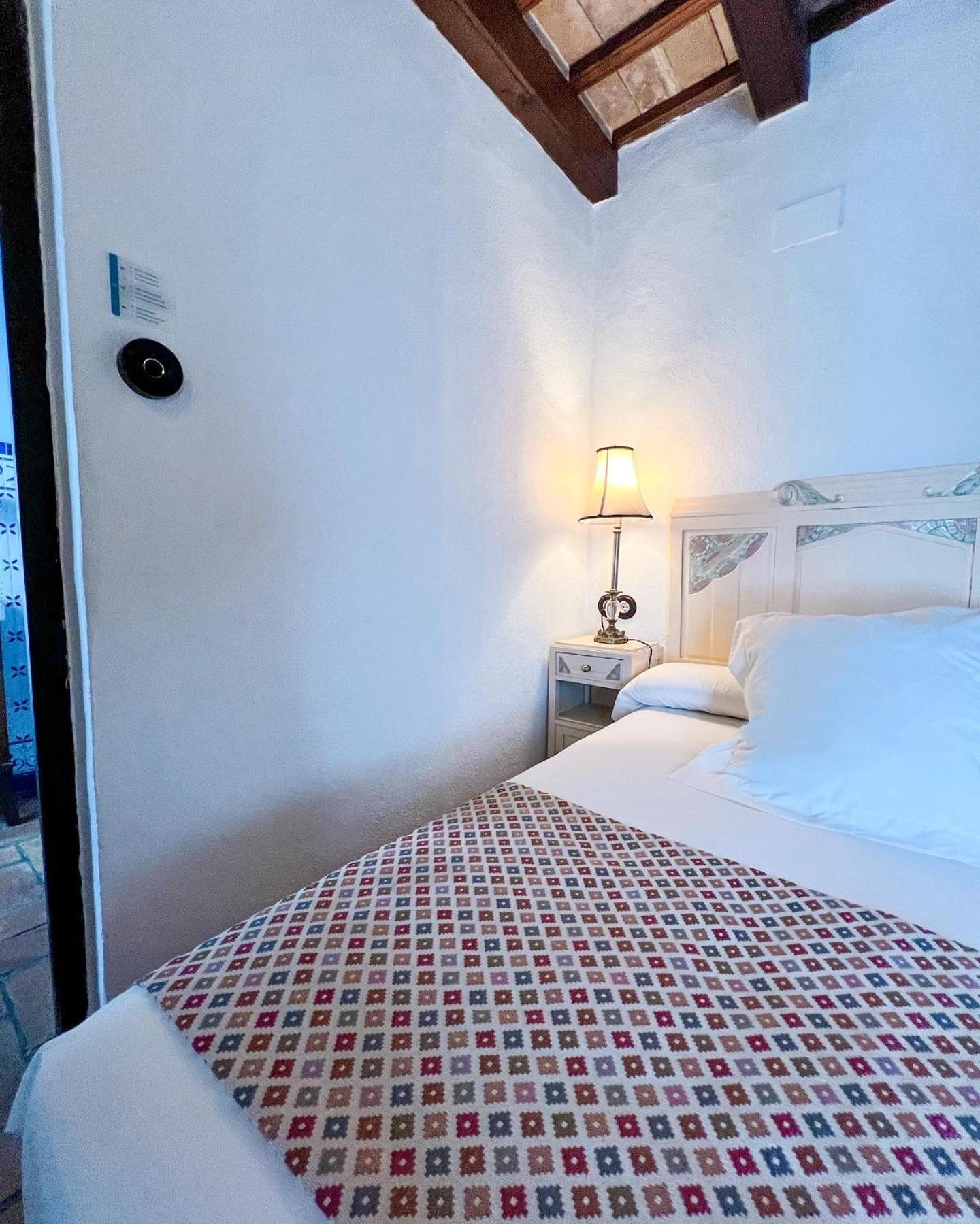 Hostal Servilia Carmona  Eksteriør billede